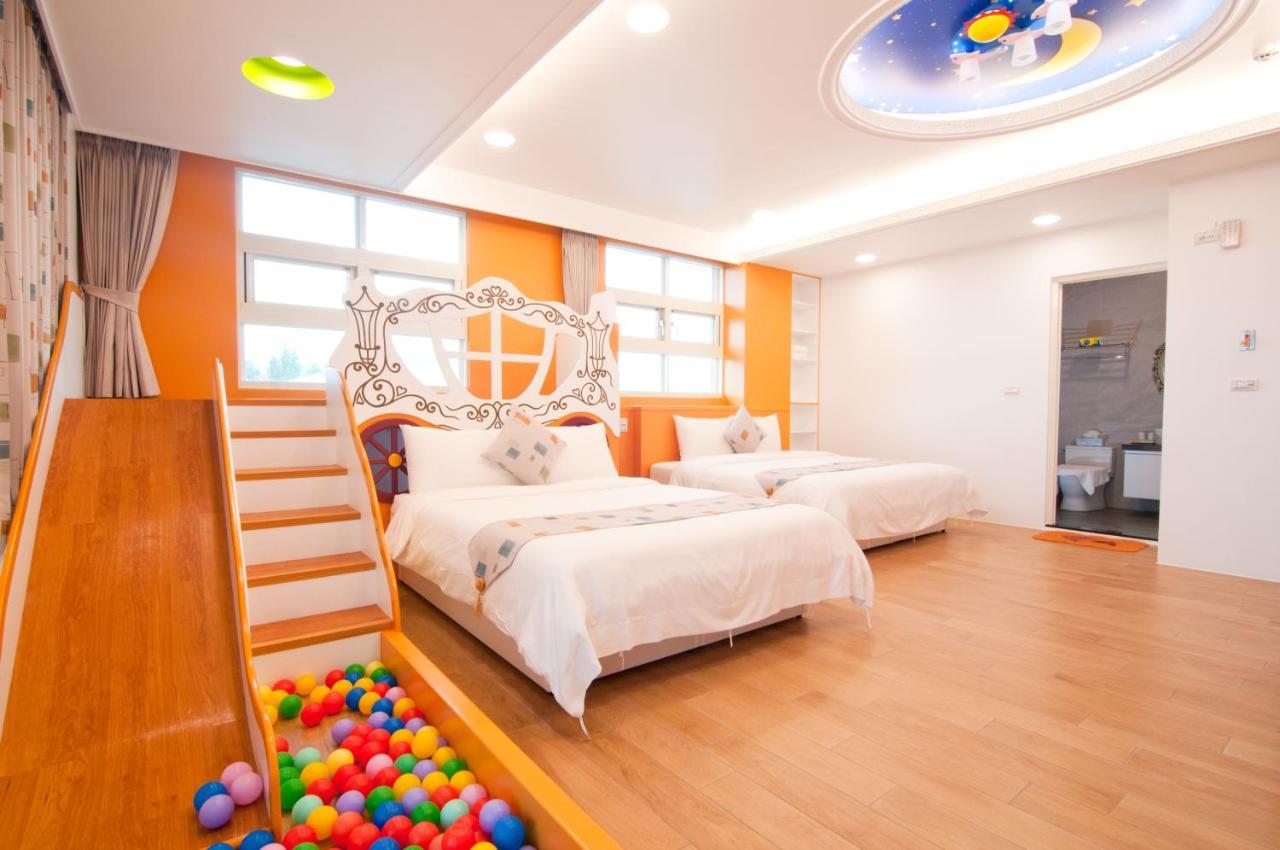 Michelin Castle - Yilan Homestay Wujie Buitenkant foto